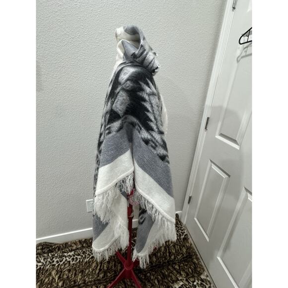 Hooded Cape Shawl Sweater Coat Black Gray White Fringe Boho Poncho - Picture 3 of 5